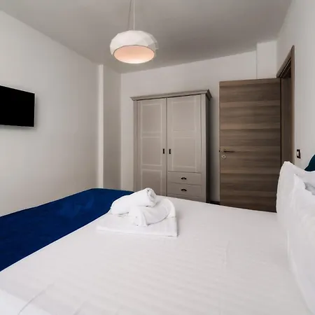 Sea Vibes - Alezzi Pool & Langa Plaja Apartment